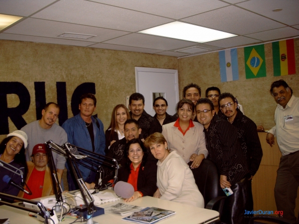 Javier Duran en los estudios de RHC Cadena Azul
